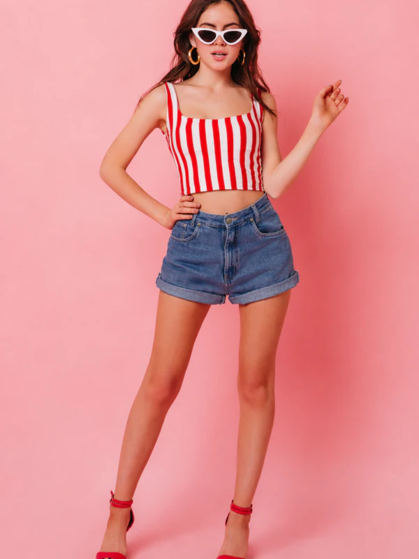 Short en jean sur-mesure taille moyenne – Summer Contour | HOLDENIM