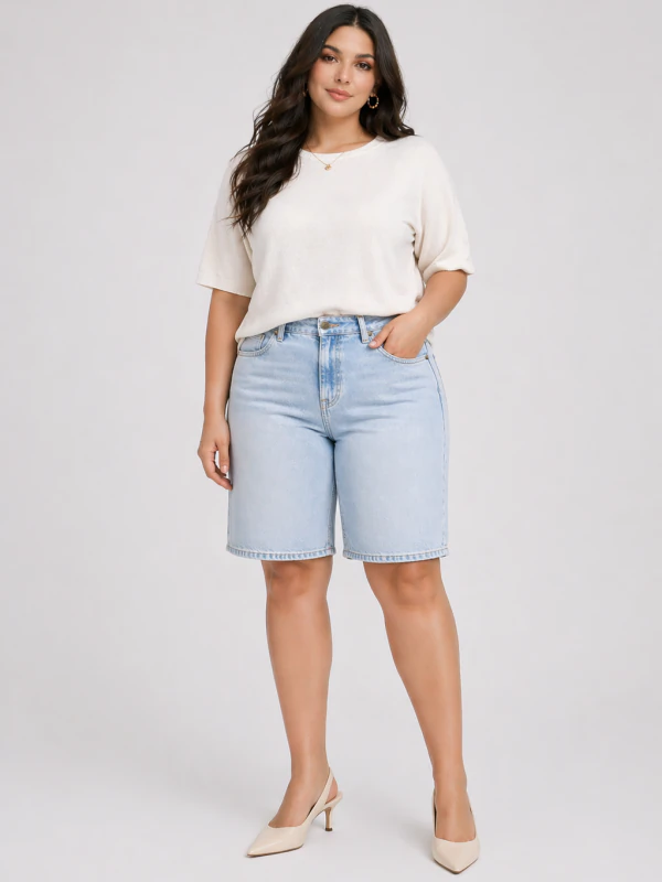 Short en jean sur-mesure light blue – Azure Freedom | HOLDENIM